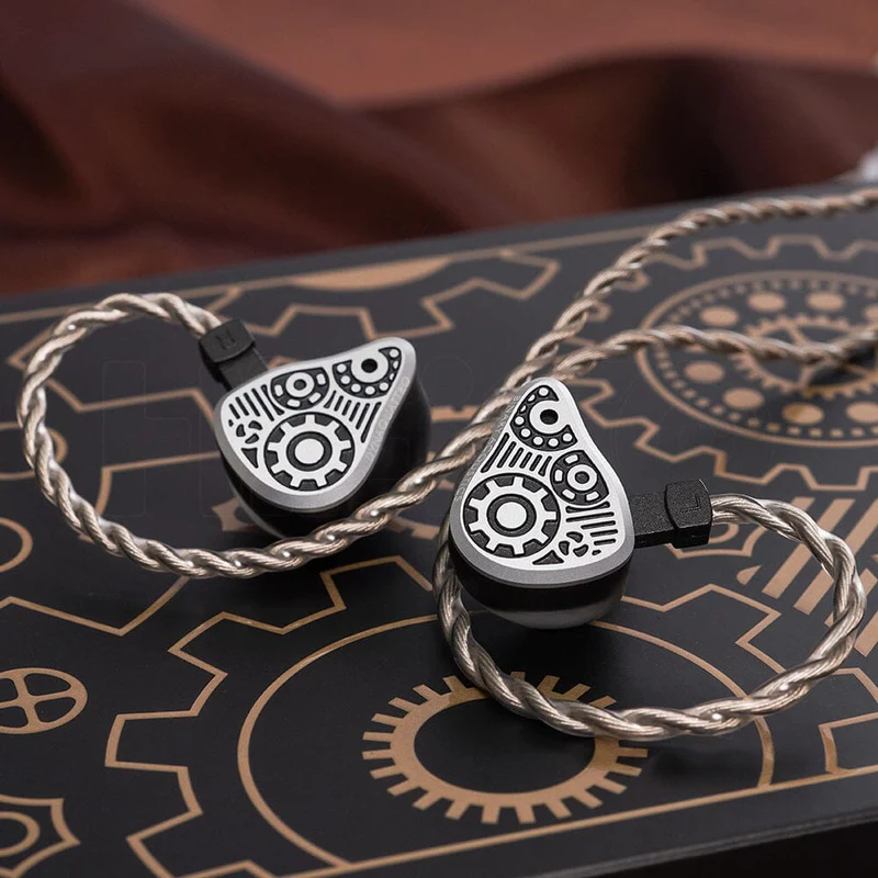 Binary Audio Dynaquattro Review: Exploring Its Four Driver System and High Level Technical Tuning
