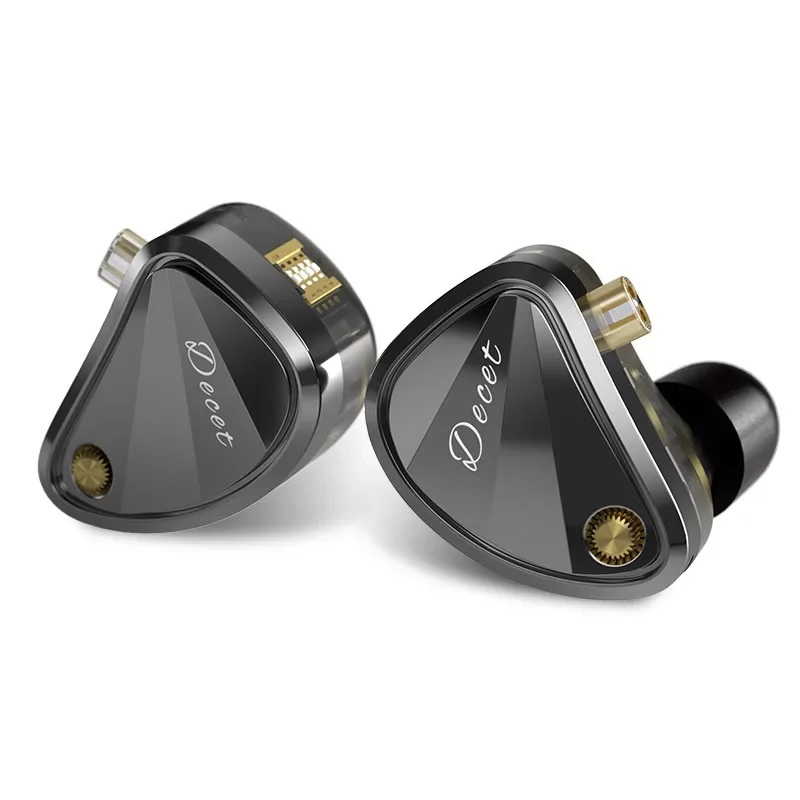 KZ Decet Review: A Deep Dive Into a Ten Driver Powerhouse